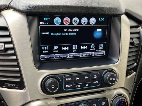 Used 2018 GMC Yukon XL Denali w/ Denali Ultimate Package AWD/4WD image 24