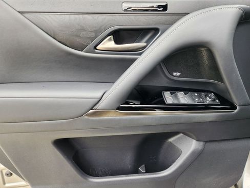 Used 2023 Lexus LX 600 4WD w/ Interior Upgrade Package image 24