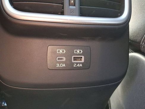 Certified 2025 Subaru Outback Premium w/ Popular Package #1A AWD/4WD image 43