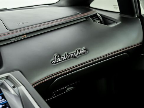 Used 2017 Lamborghini Aventador LP 700-4 AWD/4WD image 26