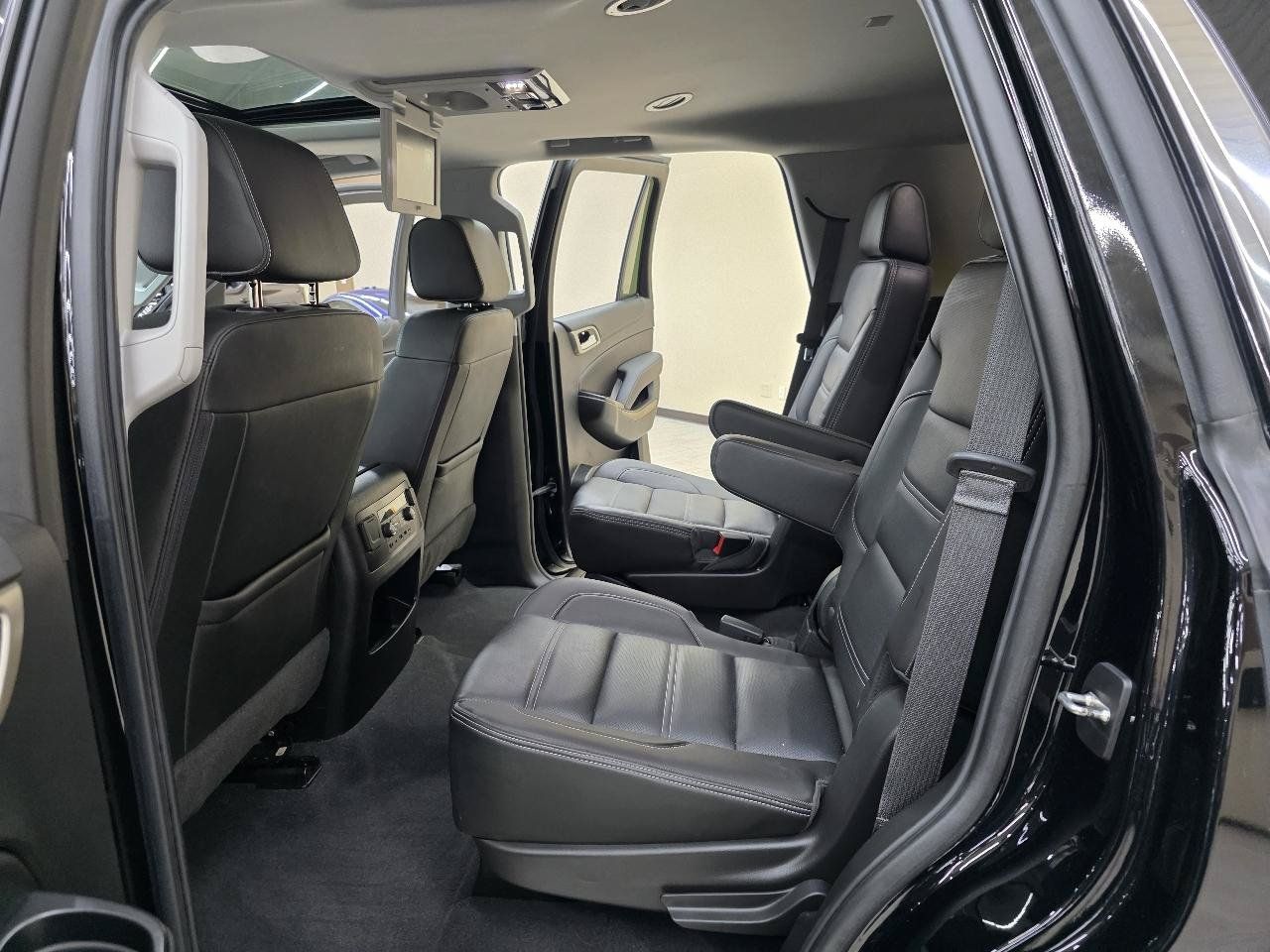 Used 2019 GMC Yukon Denali w/ Open Road Package AWD/4WD image 25