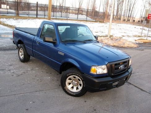 Used 2007 Ford Ranger STX image 2