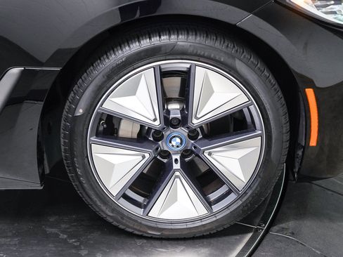 Certified 2023 BMW i4 eDrive40 RWD image 10