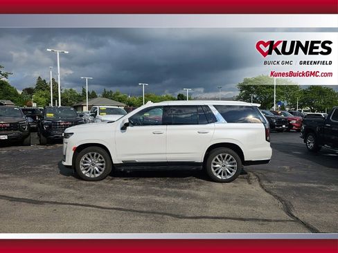 Used 2023 Cadillac Escalade Premium Luxury w/ Performance Package AWD/4WD image 9