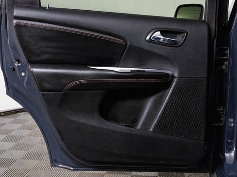 Used 2018 Dodge Journey GT FWD image 34
