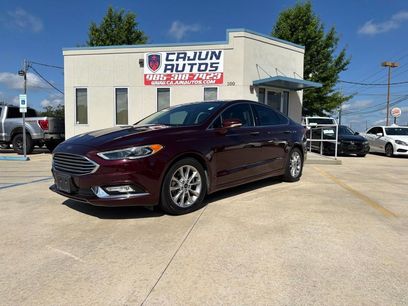 Used 2017 Ford Fusion SE w/ Fusion SE Technology Package