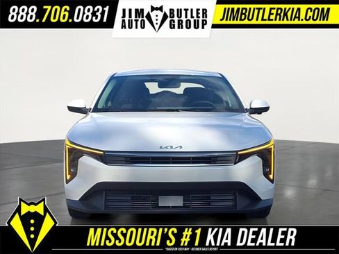 New 2025 Kia K4 FWD image 27