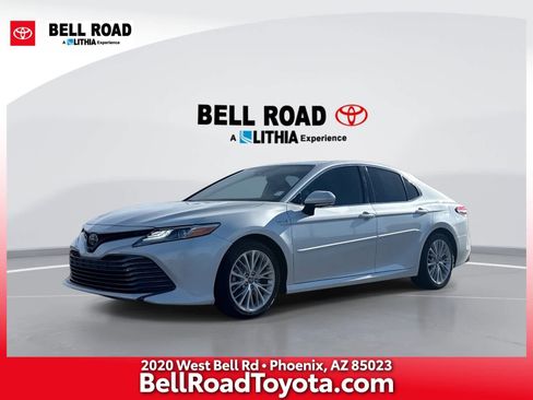 Used 2019 Toyota Camry XLE image 1