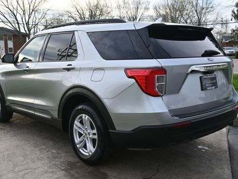 Used 2020 Ford Explorer XLT w/ Comfort Package AWD/4WD image 7