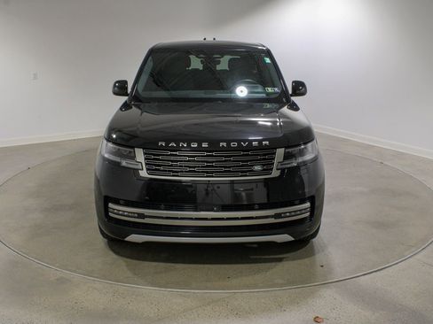 Used 2024 Land Rover Range Rover Long Wheelbase SE image 8