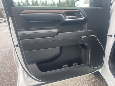 Used 2023 Chevrolet Silverado 1500 LT image 9