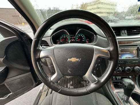 Used 2014 Chevrolet Traverse LT w/ All-Star Edition image 14