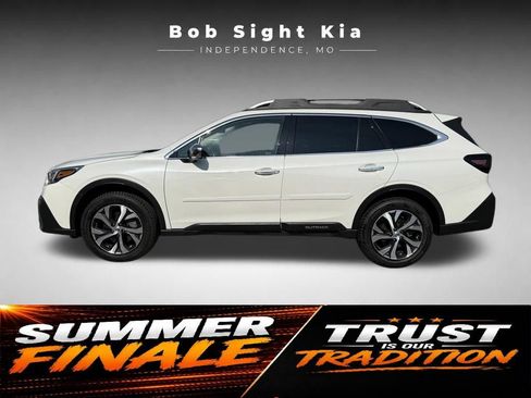 Used 2022 Subaru Outback Touring XT AWD/4WD image 6