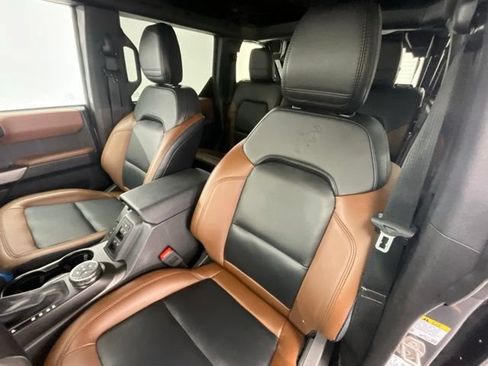 Used 2023 Ford Bronco Outer Banks AWD/4WD image 8