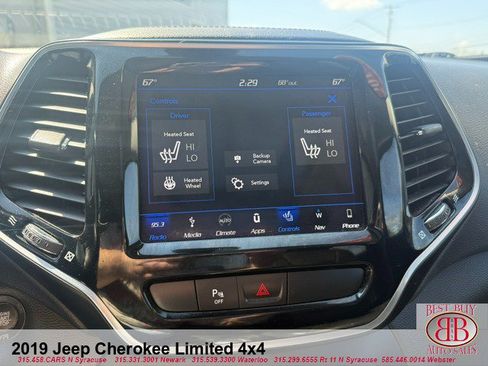 Used 2019 Jeep Cherokee Limited AWD/4WD image 17