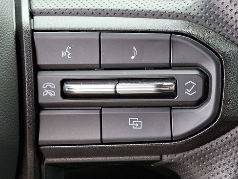 Used 2024 Chevrolet Colorado Trail Boss w/ Advanced Trailering Package AWD/4WD image 22
