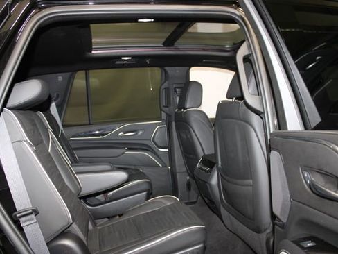 Used 2022 Cadillac Escalade Sport w/ Touring Package AWD/4WD image 11