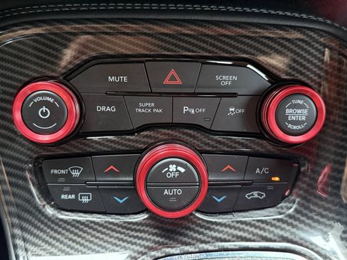 Used 2022 Dodge Challenger R/T Scat Pack RWD image 34