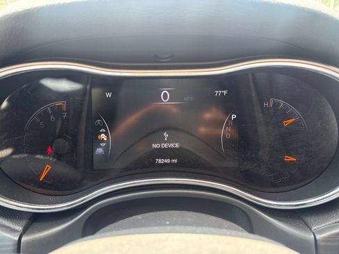 Used 2020 Jeep Grand Cherokee Limited w/ Premium Lighting Group RWD image 21