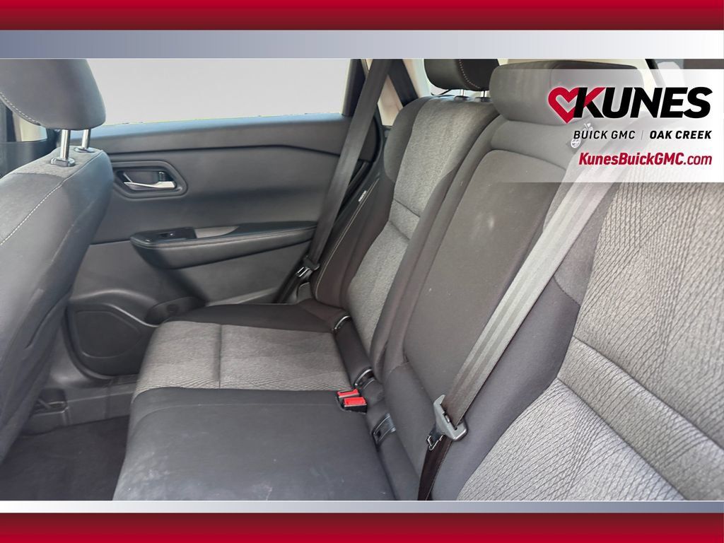 Used 2025 Nissan Rogue SV AWD/4WD image 34