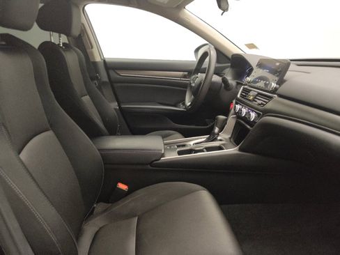 Used 2018 Honda Accord LX image 21