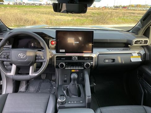 New 2026 Toyota Tacoma TRD Off-Road w/ TRD Off Road Premium Package AWD/4WD image 12