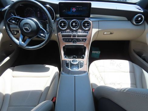 Used 2021 Mercedes-Benz C 300 Sedan image 7