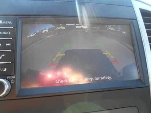 Used 2019 Nissan Frontier S RWD image 12