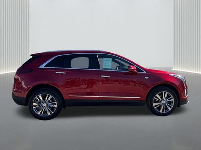 New 2025 Cadillac XT5 Premium Luxury