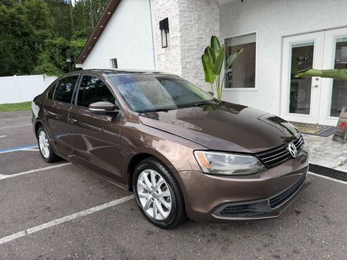 Used 2014 Volkswagen Jetta SE FWD image 17