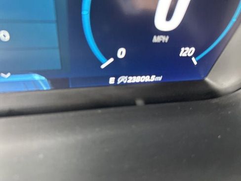 Used 2023 Ford F150 Lariat w/ Equipment Group 502A High image 16