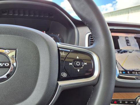 Certified 2024 Volvo XC90 T8 Plus w/ Protection Package Premier image 28