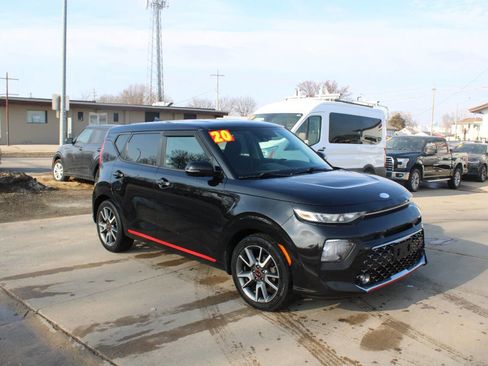Used 2020 Kia Soul GT-Line image 2
