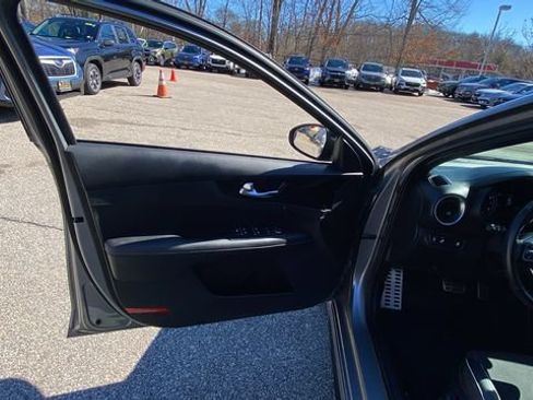 Used 2022 Kia Forte GT-Line w/ GT-Line Technology Package FWD image 14