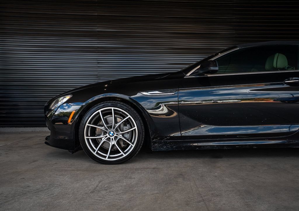 Used 2012 BMW 650i Convertible RWD image 11