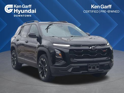 Used 2025 Chevrolet Equinox RS image 1