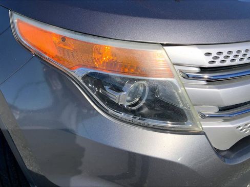 Used 2014 Ford Explorer XLT w/ Equipment Group 202A image 25