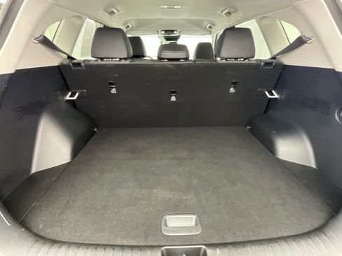 Used 2025 Kia Seltos S FWD image 21