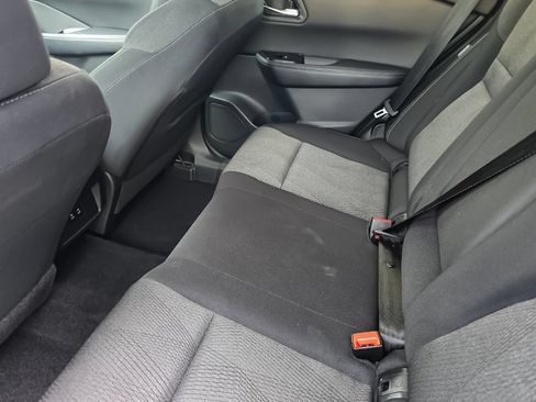 Used 2025 Nissan Rogue SV FWD image 8