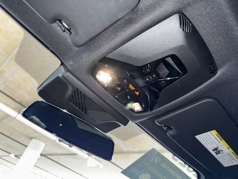 Used 2025 BMW X1 xDrive28i w/ Convenience Package image 31