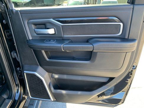 Used 2020 RAM 2500 Laramie w/ Night Edition image 16