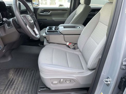 Used 2024 GMC Sierra 1500 SLE image 29