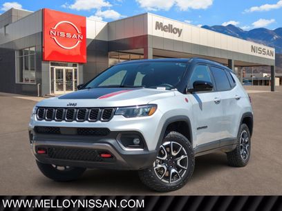 Used 2025 Jeep Compass Trailhawk