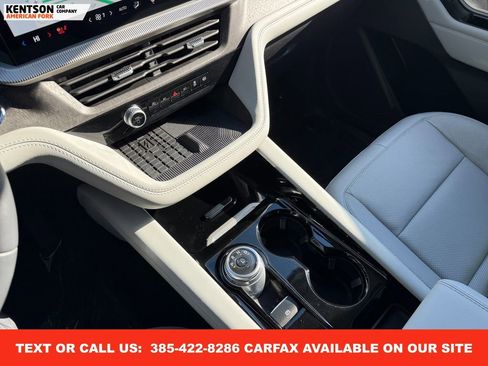 Used 2025 Ford Explorer Platinum w/ LUX Leather Package image 22