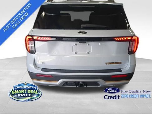 New 2026 Ford Explorer Tremor image 3