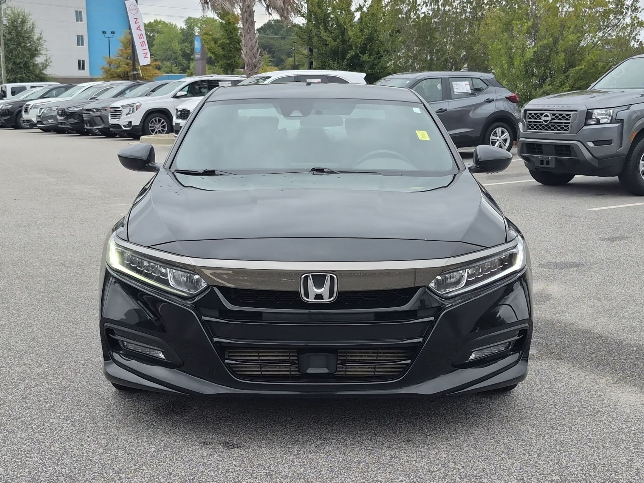 Used 2018 Honda Accord Sport image 9
