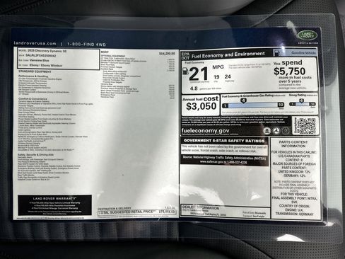 Certified 2025 Land Rover Discovery Dynamic SE image 29