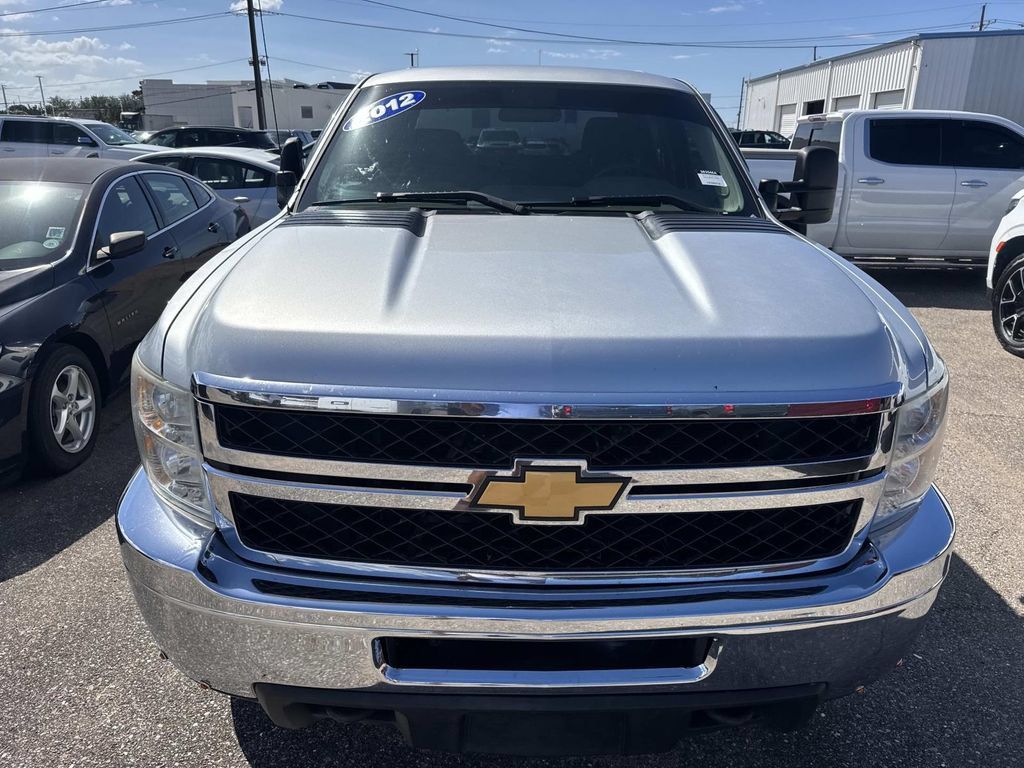 Used 2012 Chevrolet Silverado 2500 W/T AWD/4WD image 6