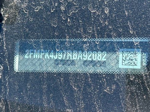 Used 2024 Ford Edge SEL w/ Sport Appearance Package AWD/4WD image 3