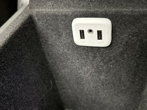 Used 2017 Cadillac XT5 Luxury image 46